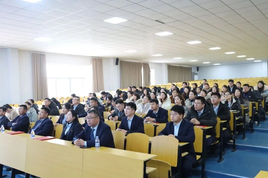 bbcf6ad743f8696f6534ddef856c015a.jpg 004.jpg